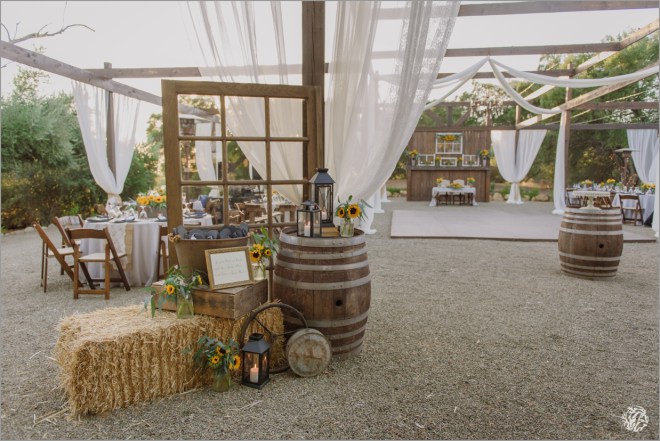 00106 - Yana's Photos - Los Angeles Wedding Photographer - Ojai Sunflower Ranch Wedding.jpg