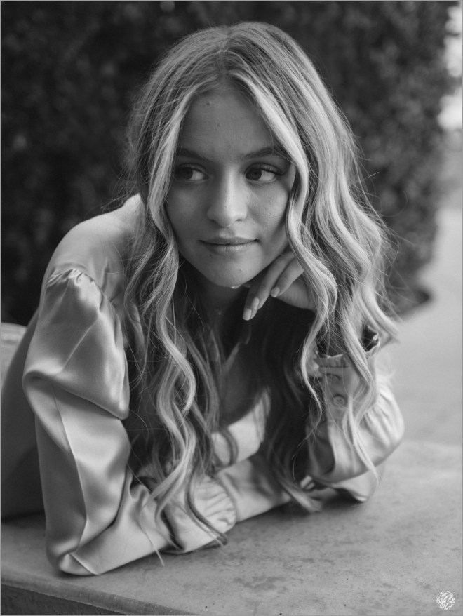 7714 - Olivia - Yana's Photos - Los Angeles High School Senior Photographer.jpg