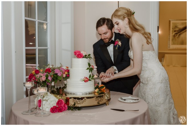 16. Reception - Cake -5 - Shea & Michael - Dallas Wedding - Windsor at Hebron.jpg 16. Reception - Cake -5 - Shea & Michael - Dallas Wedding - Windsor at Hebron.jpg