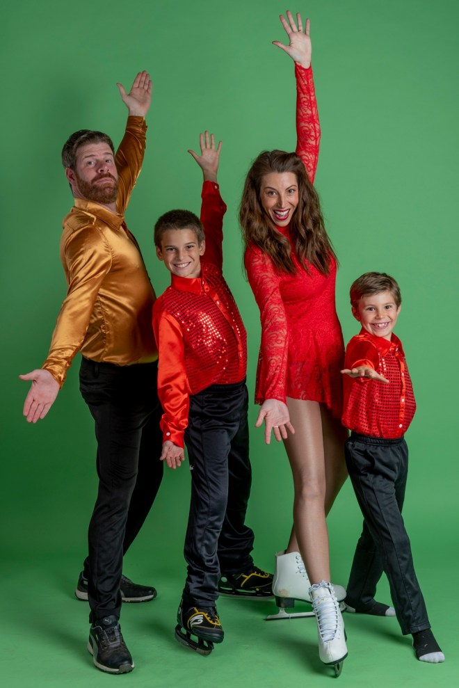 DSC_8805- Ice Capades Family Christmas Card - Yana's Photos-Yana Tinker-Los-Angeles-Portrait-Photographer.jpg